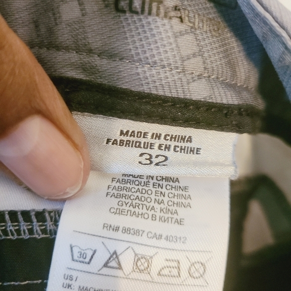 Adidas | Men's Gray Climalite Performance Flat Front Plaid Golf Shorts (Size 32) - Picture 4 of 14